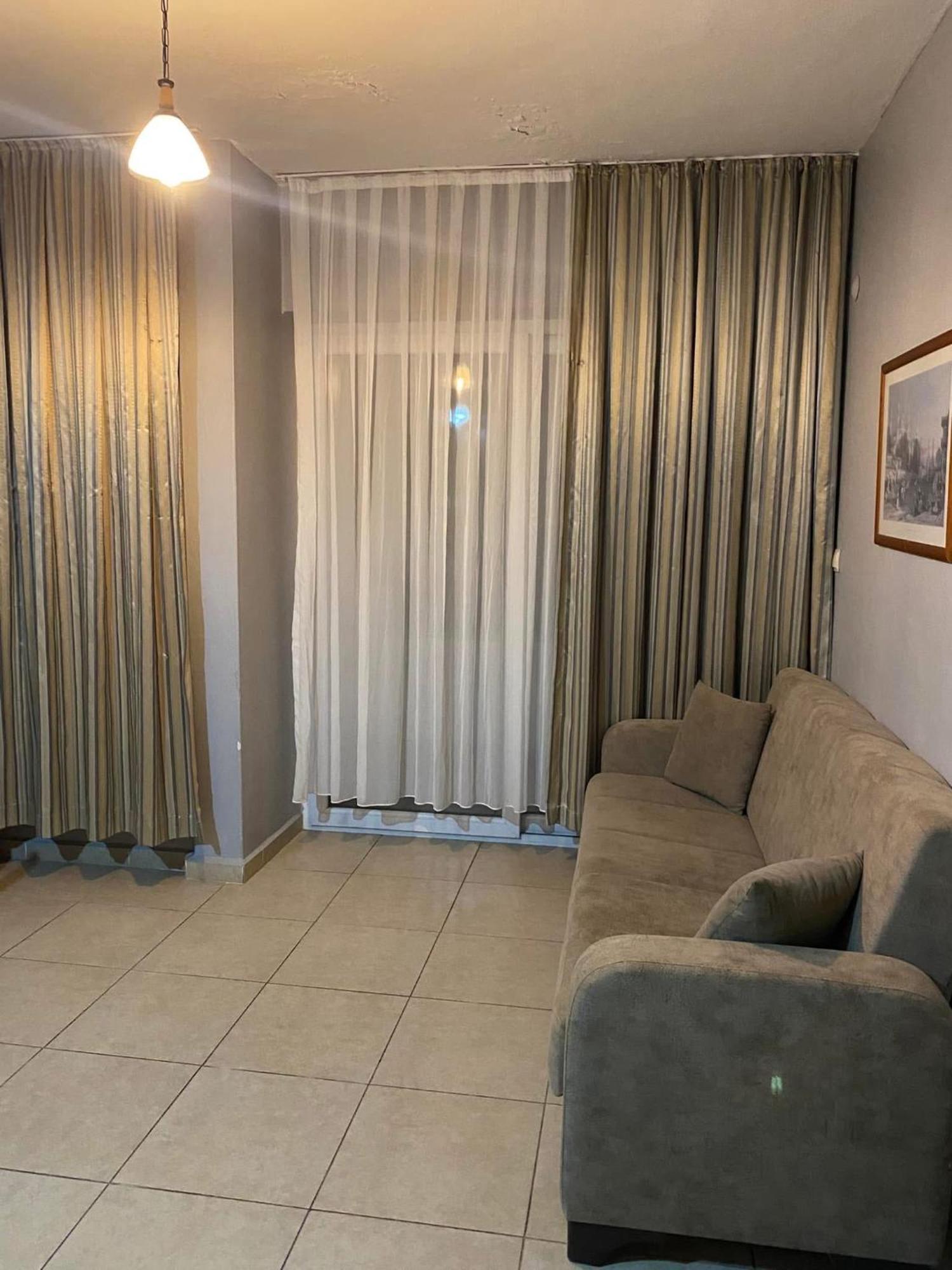Agora Boutique Lejlighedshotel 2*